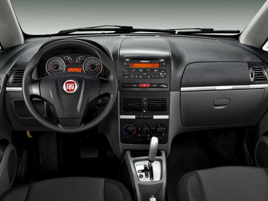  Fiat Idea 2010 года  (BR) (фото 5 из 16)